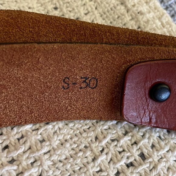 Vintage Embossed Painted Eagles Brown Leather Belt Soaring Eagle Small - Picture 6 of 7